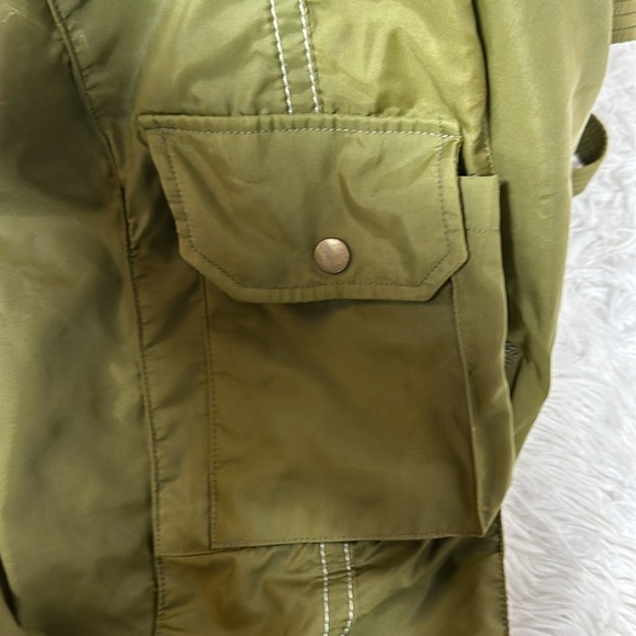 Large Nylon Tote/ Carryon Bag - Picture 7 of 13